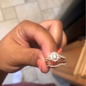 Rose gold bridal set